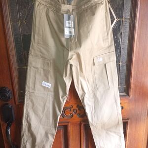 New Balance Men's Beige Cargo Pants